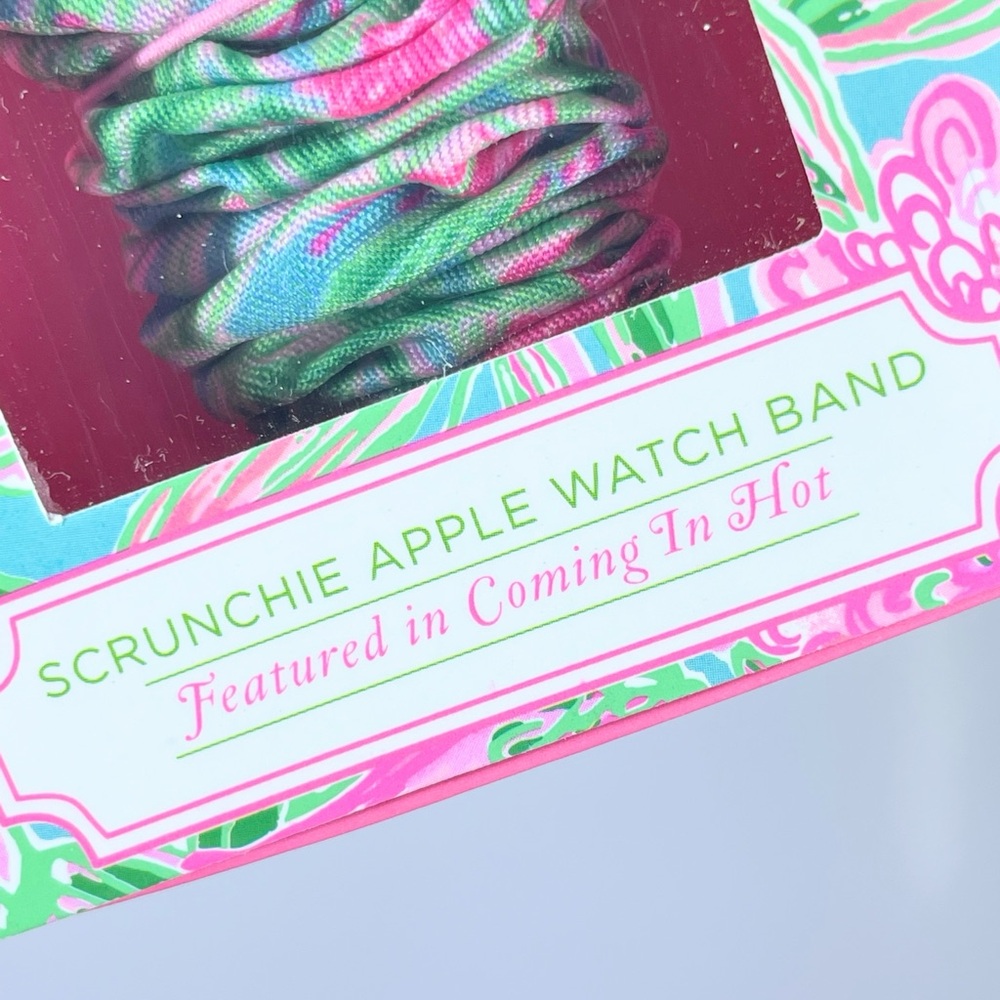 Lilly Pulitzer Coming in hot 38/40mm Scrunchie Apple Watch Band NWT - Picture 6 of 6